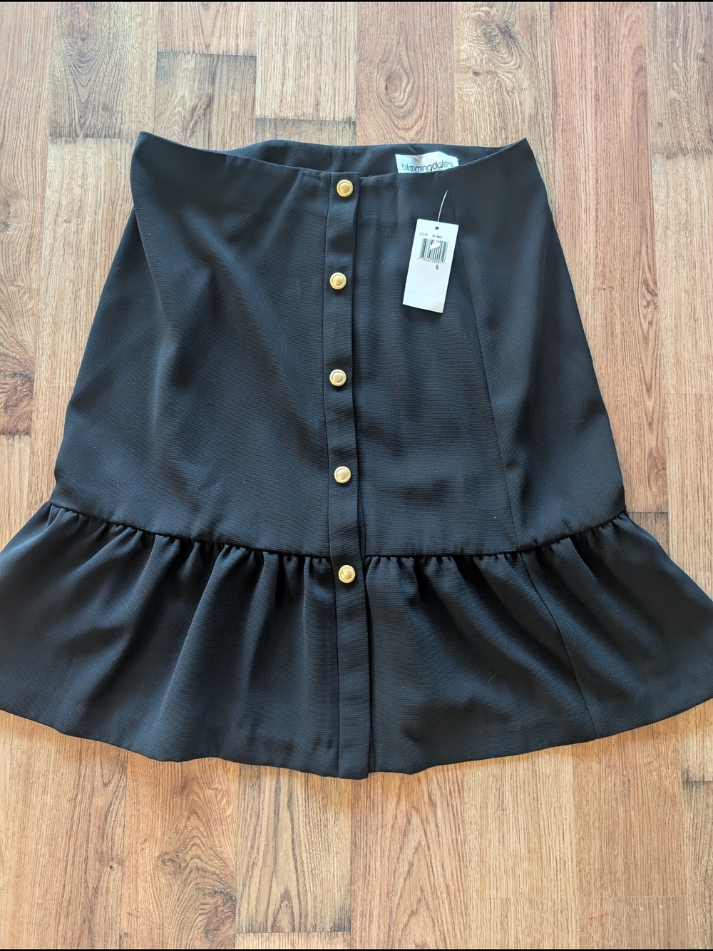 Bloomingdale's Black Ruffle-Hem Skirt with Gold Buttons Size 6